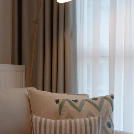 Bright & Cozy 1bdr Near Biz Cevahir Hali Mall Apartment *